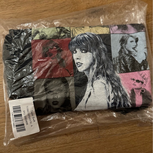Taylor Swift Eras Tour US Dates Black Tee size XL - Picture 6 of 7